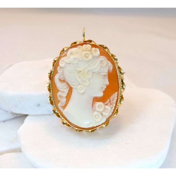 Vintage 14K Yellow Gold Cameo Pendant/Pin Hand Carved Mint Condition 6.2g - Picture 1 of 9